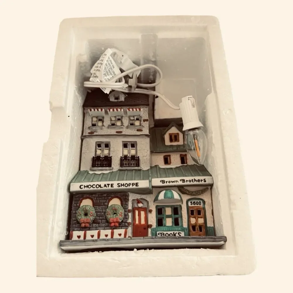 Vintage 1988 Dept 56 Chocolate Shoppe Brown/Book Store Christmas In City